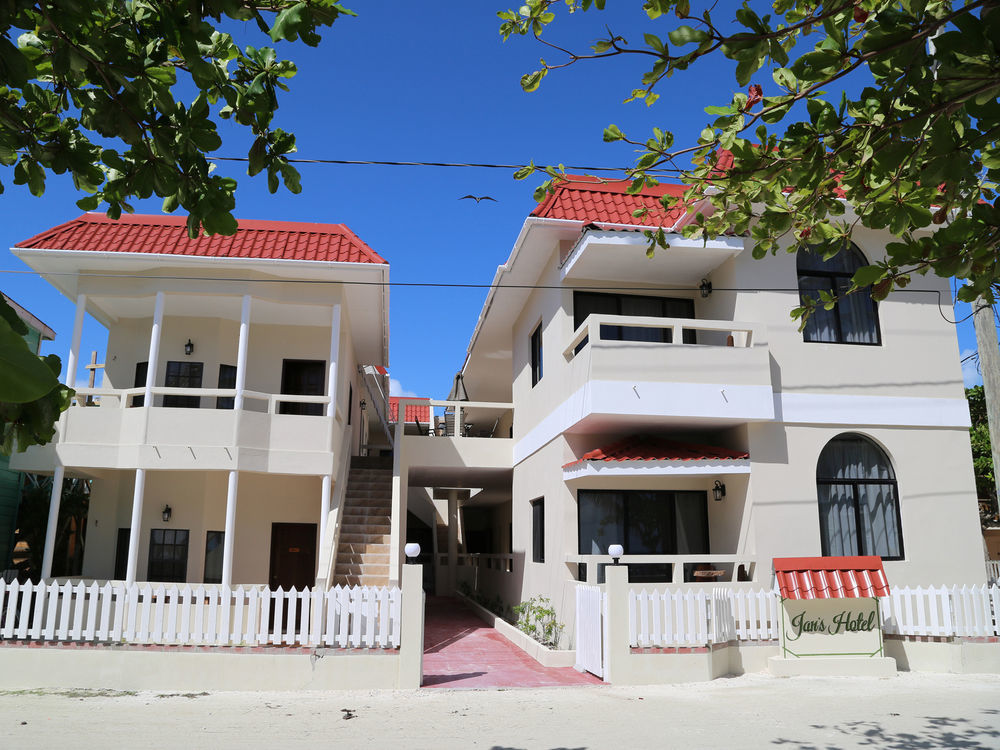 Jans Hotel Кайе Колкер Екстериор снимка